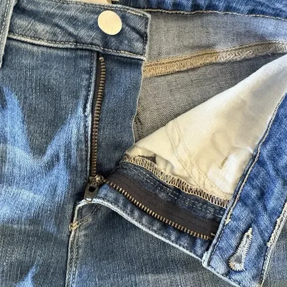 L'Agence Jeans | 26x26 | Margot High Rise Skinny Blue Distressed Stretch Denim - Picture 3 of 9